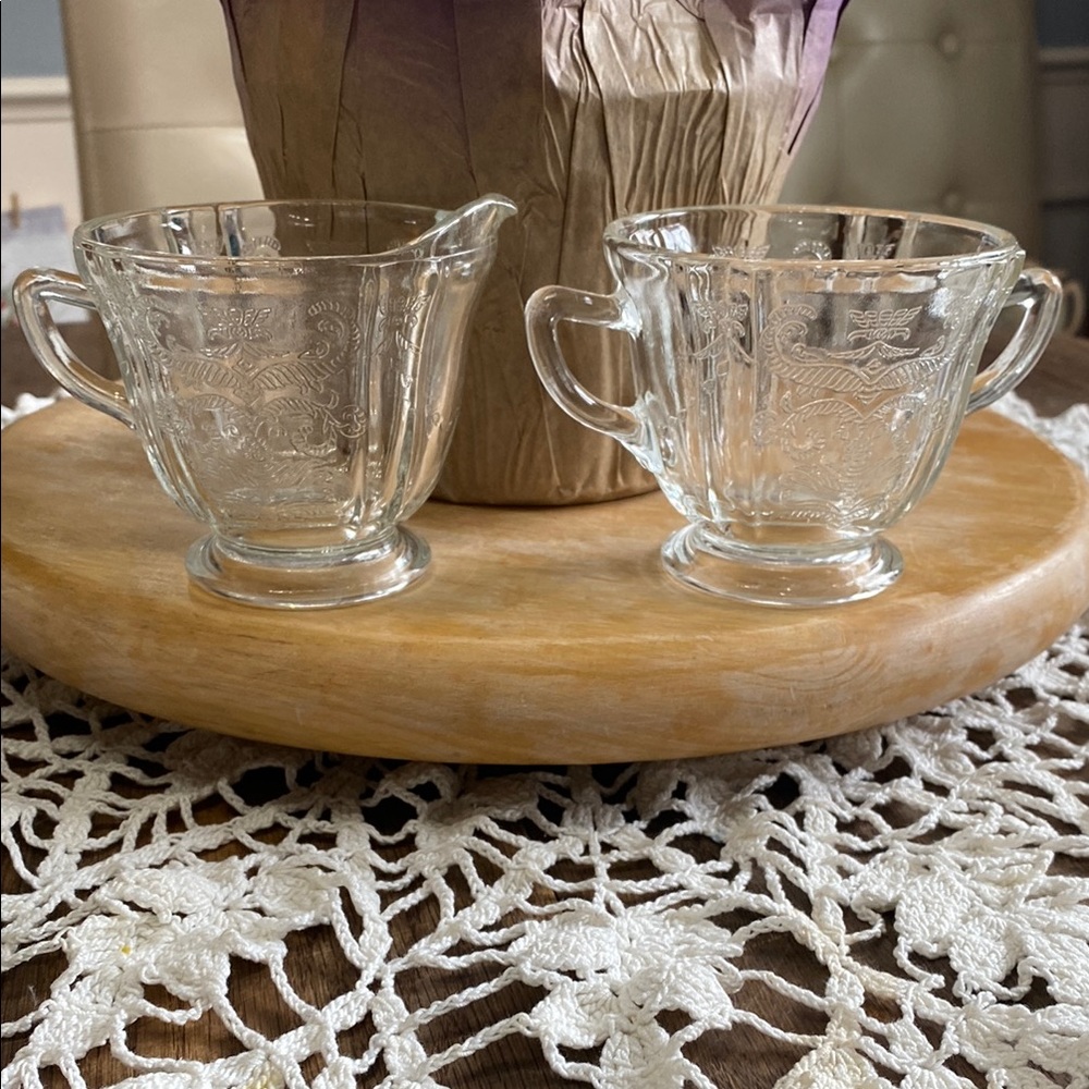 Elegant Clear Federal Glass Footed Creamer & Sugar Set Madrid Pattern. 1930’s